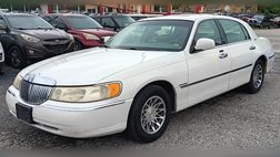 2000 Lincoln Town Car Signature