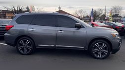 2017 Nissan Pathfinder Platinum