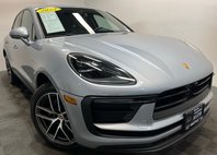 2023 Porsche Macan T
