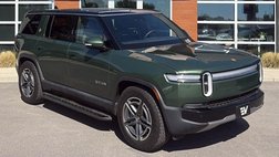 2025 Rivian R1S Adventure