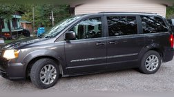 2016 Chrysler Town and Country Touring