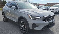 2025 Volvo XC40 B5 Core Bright Theme