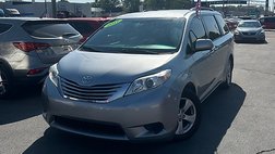 2017 Toyota Sienna LE 8-Passenger