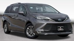 2024 Toyota Sienna XLE 8-Passenger