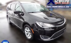 2017 Chrysler Pacifica Touring L FWD