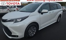 2025 Toyota Sienna XLE
