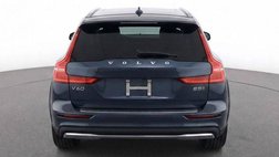 2024 Volvo V60 Cross Country B5 Plus
