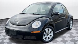2010 Volkswagen New Beetle 