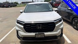 2024 Honda Pilot EX-L w/Rear Captain's Chairs