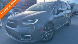 2023 Chrysler Pacifica Hybrid Pinnacle