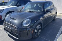 2024 MINI Hardtop Cooper S