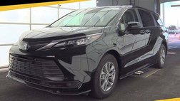2024 Toyota Sienna LE 8-Passenger