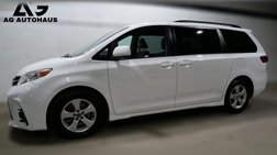 2018 Toyota Sienna LE