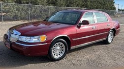 1999 Lincoln Town Car Signature