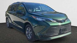 2023 Toyota Sienna LE 8-Passenger