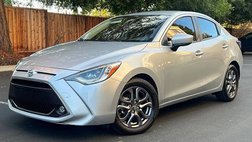 2020 Toyota Yaris XLE