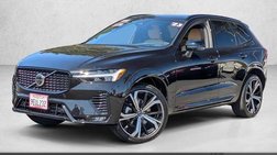 2023 Volvo XC60 B5 Ultimate Dark Theme