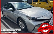 2025 Toyota Camry Hybrid LE
