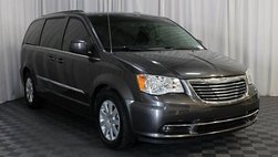 2016 Chrysler Town and Country Touring