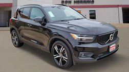 2022 Volvo XC40 T5 R-Design