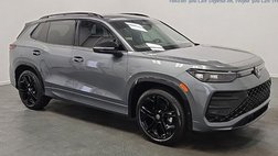 2025 Volkswagen Tiguan SE R-Line Black