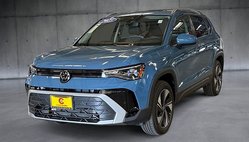 2025 Volkswagen Taos SE 4Motion