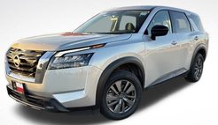 2023 Nissan Pathfinder S