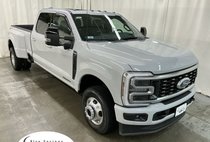 2026 Ford Super Duty F-350 Platinum