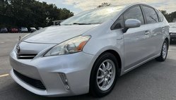 2013 Toyota Prius v Five