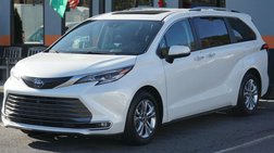 2022 Toyota Sienna Platinum 7-Passenger