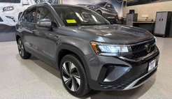 2024 Volkswagen Taos SE 4Motion