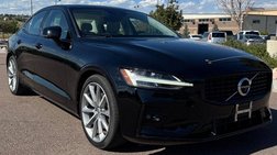 2021 Volvo S60 T5 Momentum