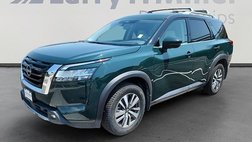 2022 Nissan Pathfinder SL