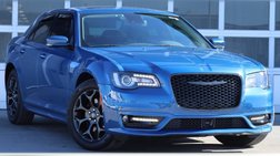 2023 Chrysler 300 Touring L