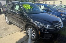 2017 Volkswagen Tiguan 2.0T Wolfsburg Edition