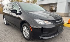 2026 Chrysler Voyager LX