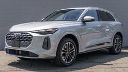 2025 Audi Q5 quattro Premium TFSI