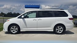 2019 Toyota Sienna LE