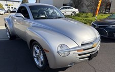 2004 Chevrolet SSR LS