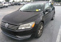 2013 Volkswagen Passat Wolfsburg Edition