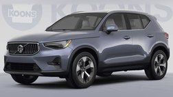 2023 Volvo XC40 B5 Plus Dark Theme