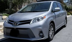 2018 Toyota Sienna XLE