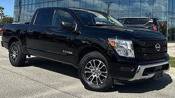 2023 Nissan Titan SV