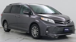 2020 Toyota Sienna XLE