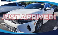 2023 Kia K5 LXS