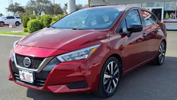 2022 Nissan Versa SR