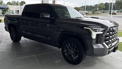2023 Toyota Tundra Platinum HV