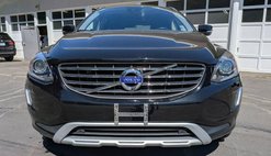 2017 Volvo XC60 T5 Dynamic