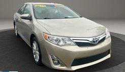 2014 Toyota Camry Hybrid XLE