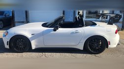 2017 Fiat 124 Spider Abarth